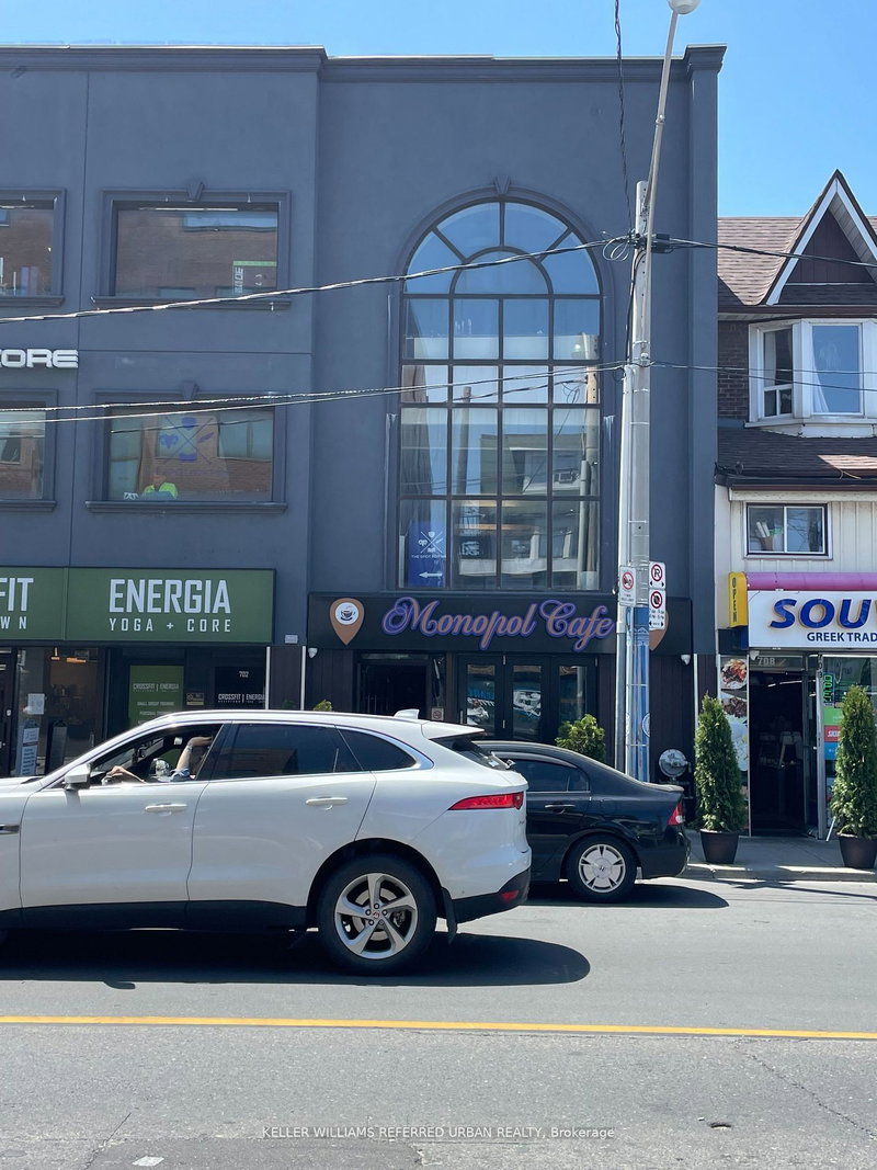 Upper - 706 Pape Ave, Toronto, M4K 3S7 | Image 3