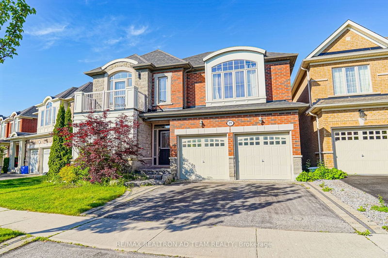 home for lease on 39 Beverton Crescent