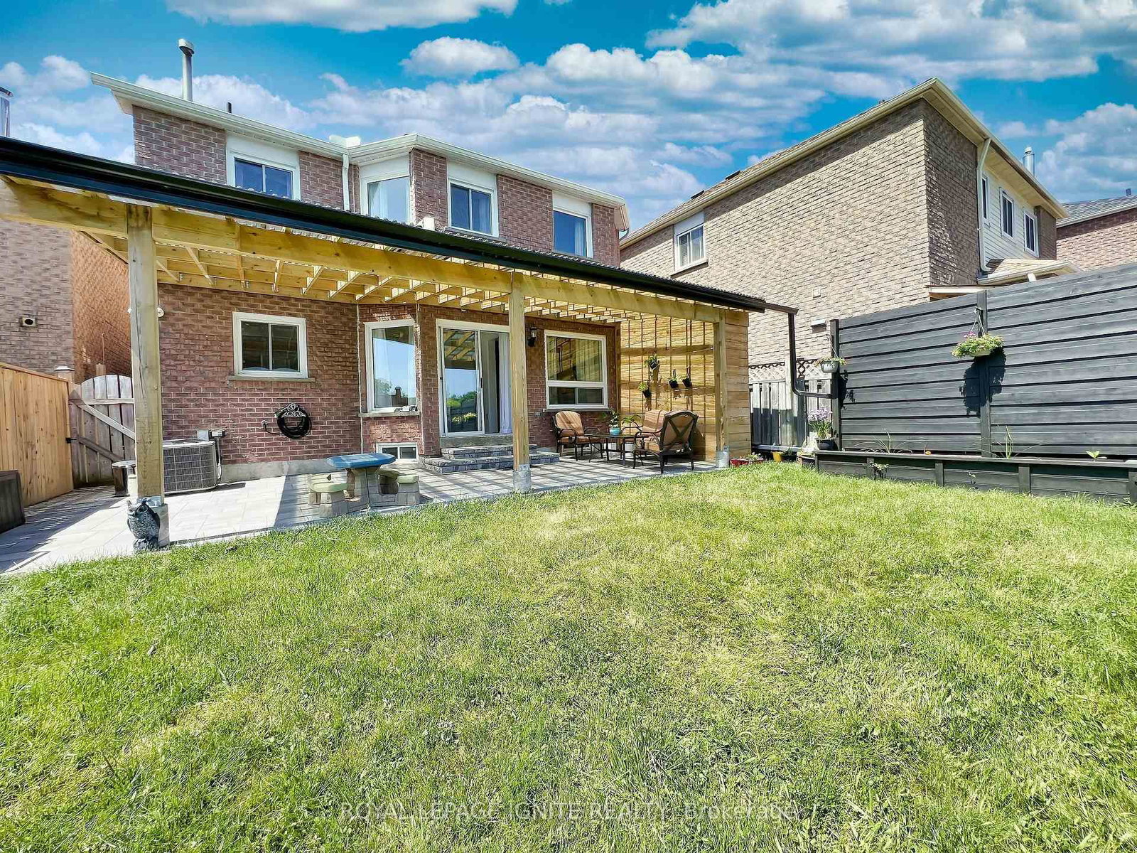 Listing Image 40