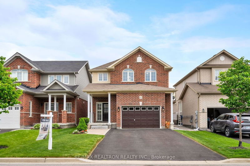 home for sale on 147 Daiseyfield Avenue