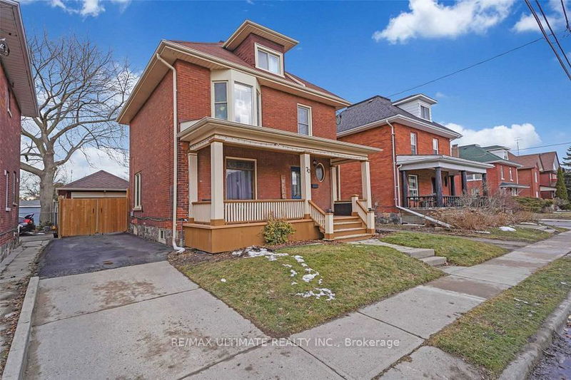home for lease on 70 Drew Street