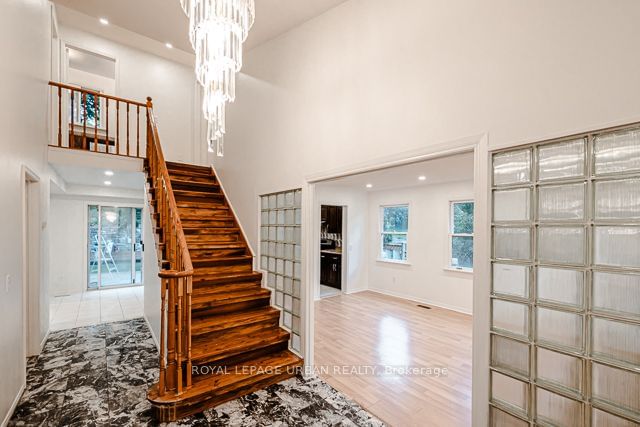 home for lease on 55 Blueking Crescent