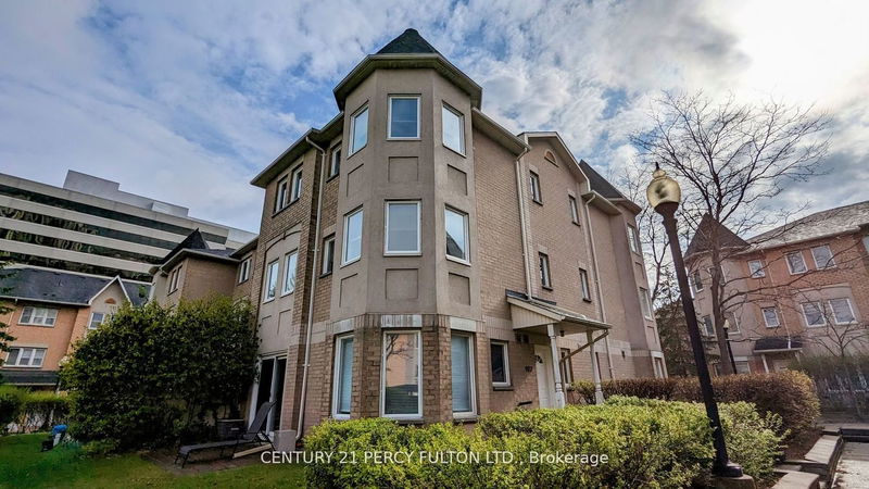 home for lease on 907-19 Rosebank Drive