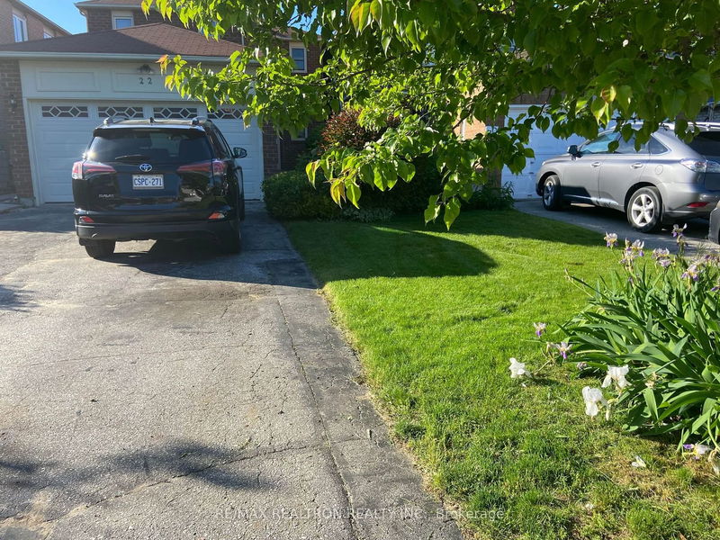 home for lease on 22 Scarbell Drive