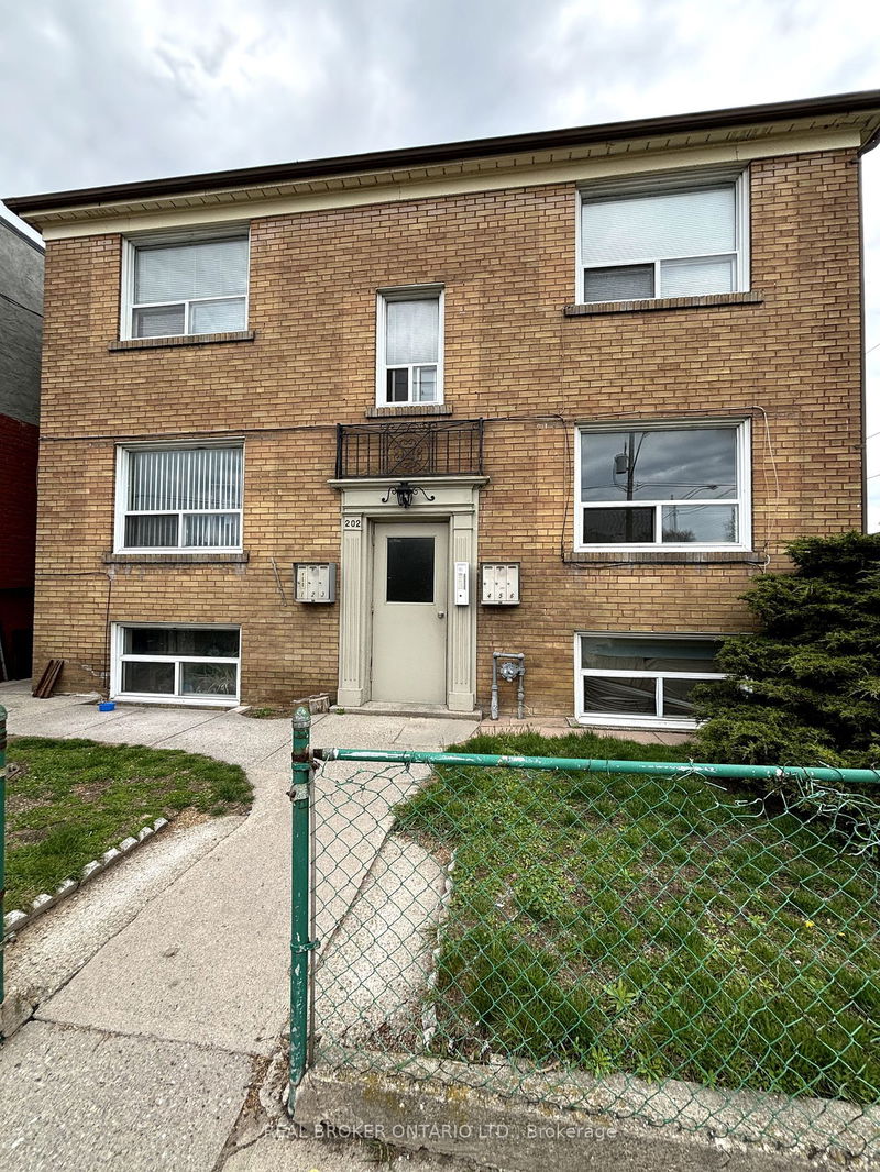 home for lease on C-204 O'Connor Drive