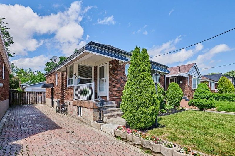 40 Tiago Ave, Toronto, M4B 2A1 | Image 2