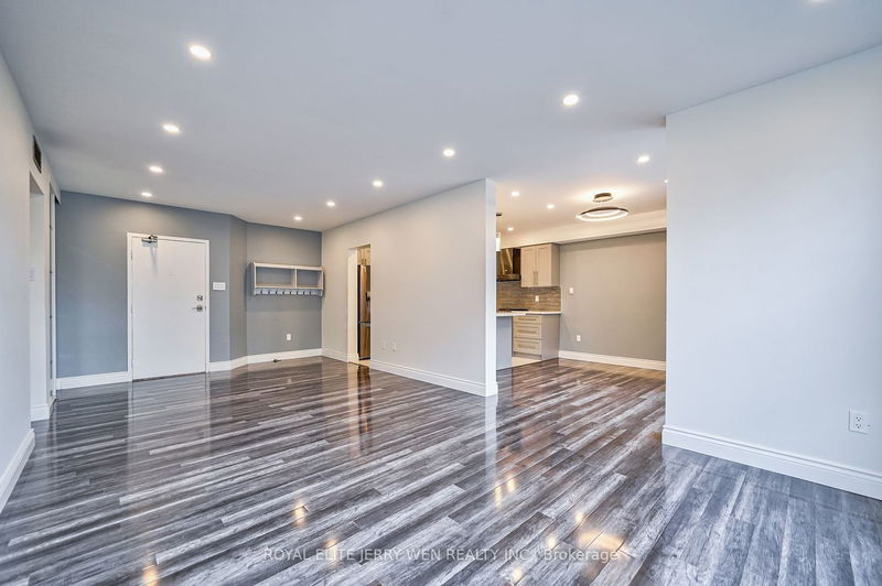home for lease on 302-1701 Mccowan Road
