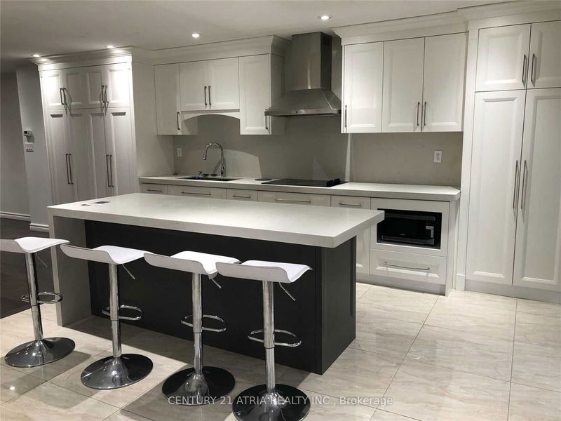 home for lease on 40 Seamist Crescent
