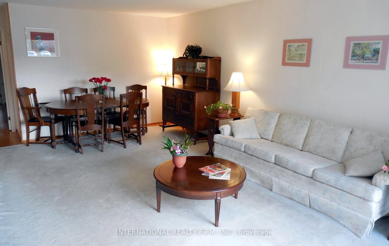 809 Helen Cres, Pickering, L1W 1V1 | Image 3