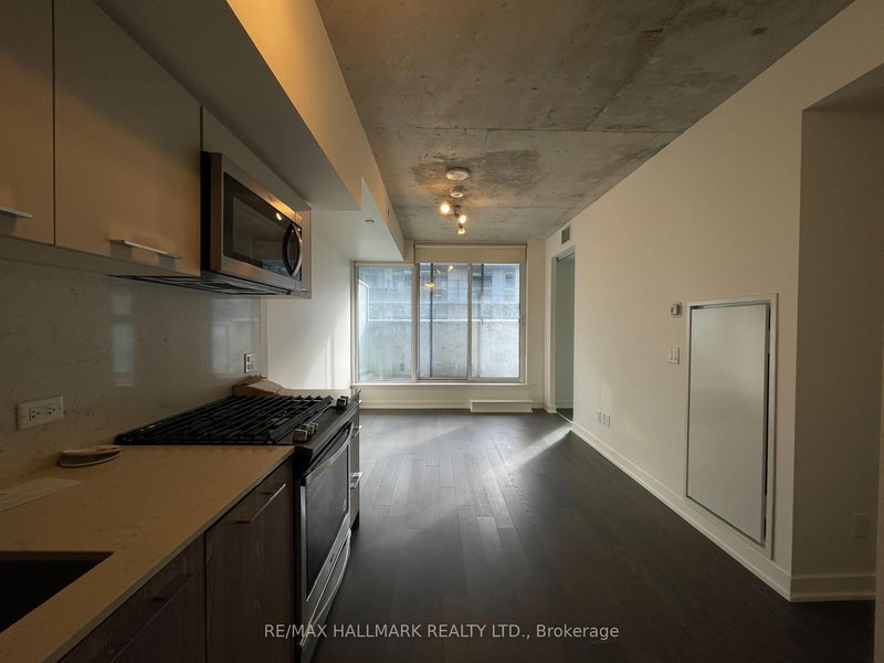 814 - 30 Baseball Pl, Toronto, M4M 0E8 | Image 2
