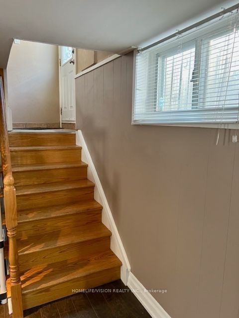 home for lease on 14 Droxford Avenue