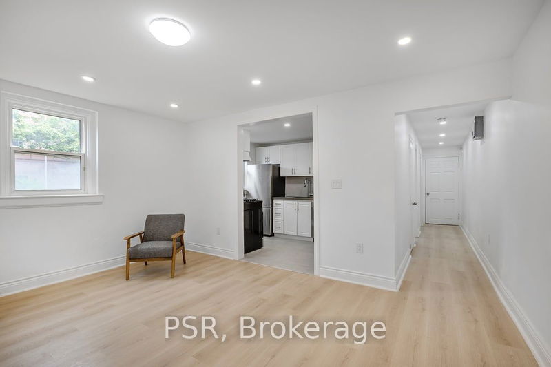 home for lease on 1-116 Glen Manor Drive E