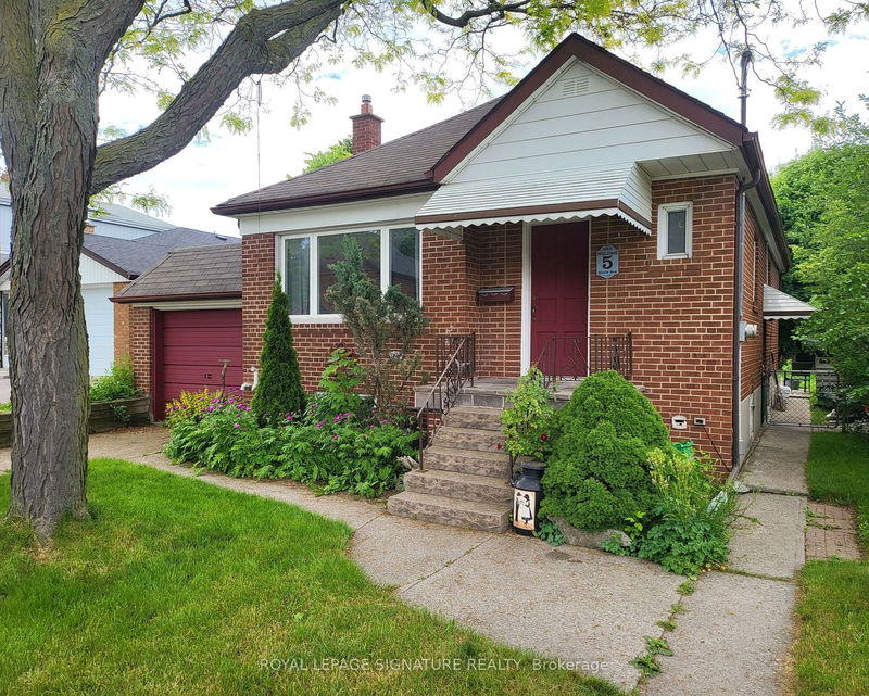 home for sale on 5 Heale Avenue