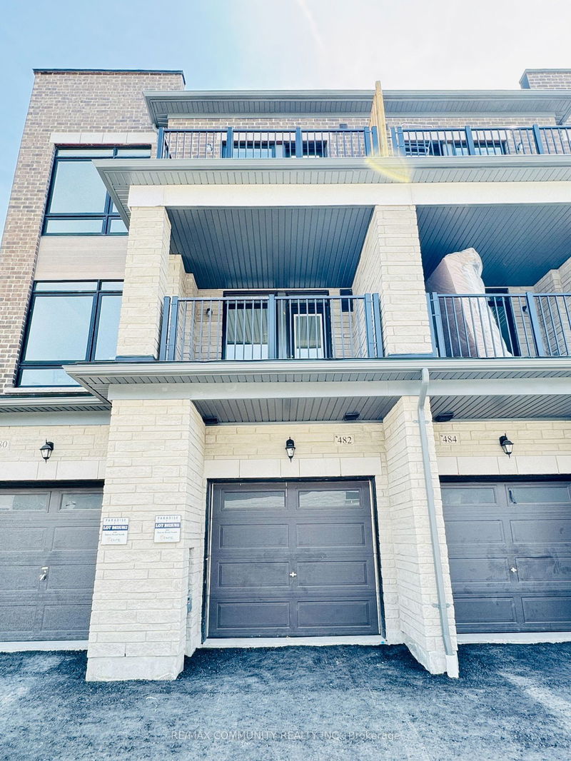 home for lease on 482 Salem Road S