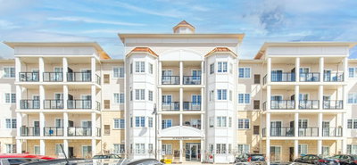 Condo sold at 413-80 Shipway Avenue, Clarington, Ontario, L1B 0V8 - Newcastle - MLS: E8421552