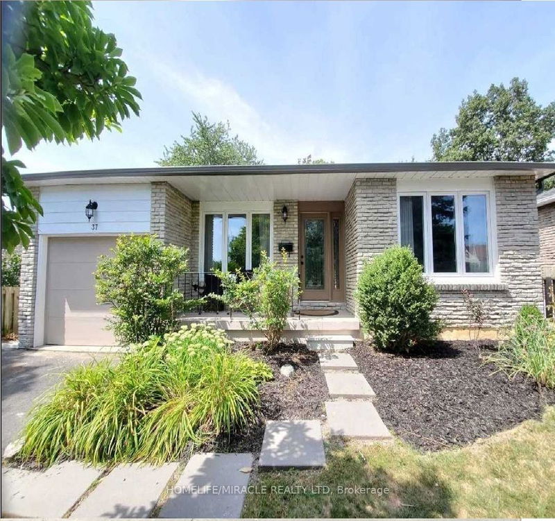 home for lease on 37 Harland Crescent