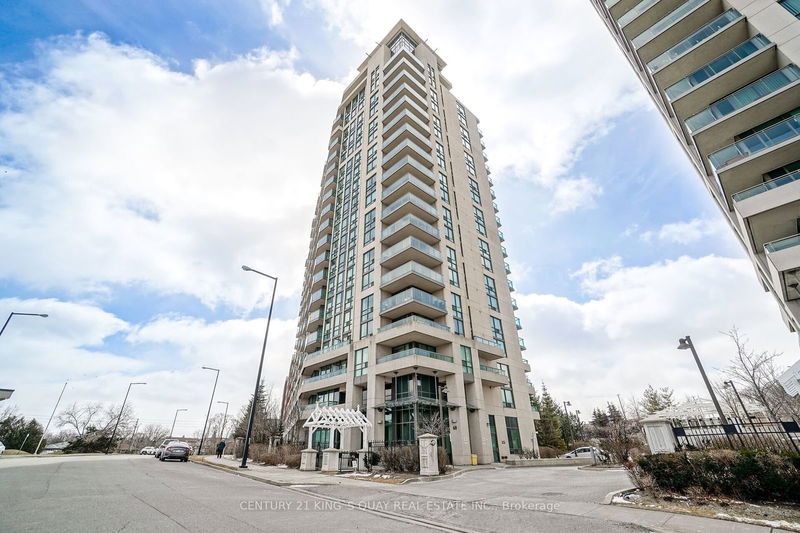 home for lease on 708-68 Grangeway Avenue