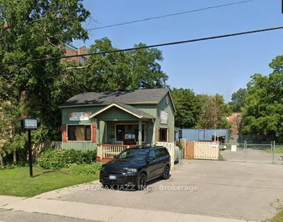 Investment sold at 119 Ash Street, Whitby, Ontario, L1N 4B1 - Downtown Whitby - MLS: E8428876