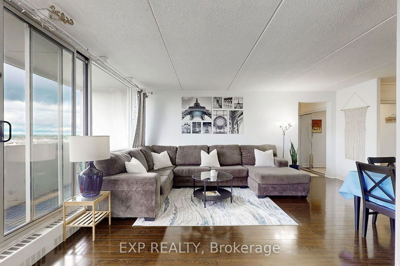 home for sale on 1016-2 Glamorgan Avenue