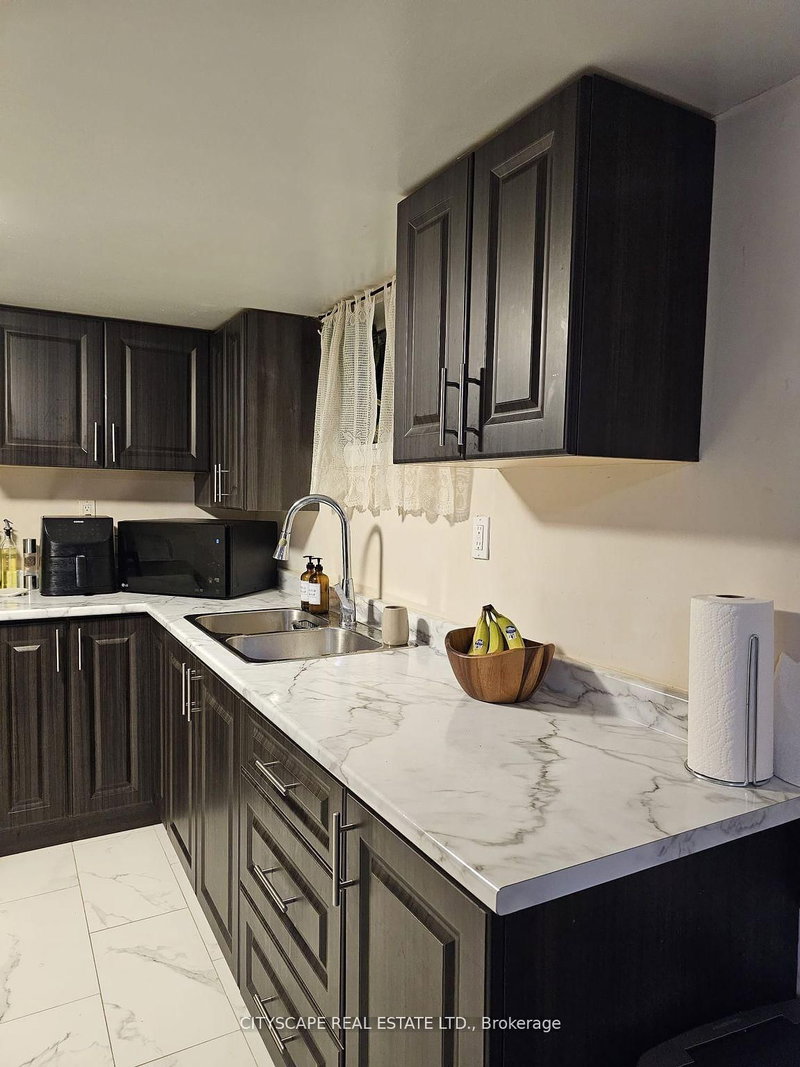 BSMT - 61 Farmbrook Rd, Toronto, M1J 2S6 | Image 2