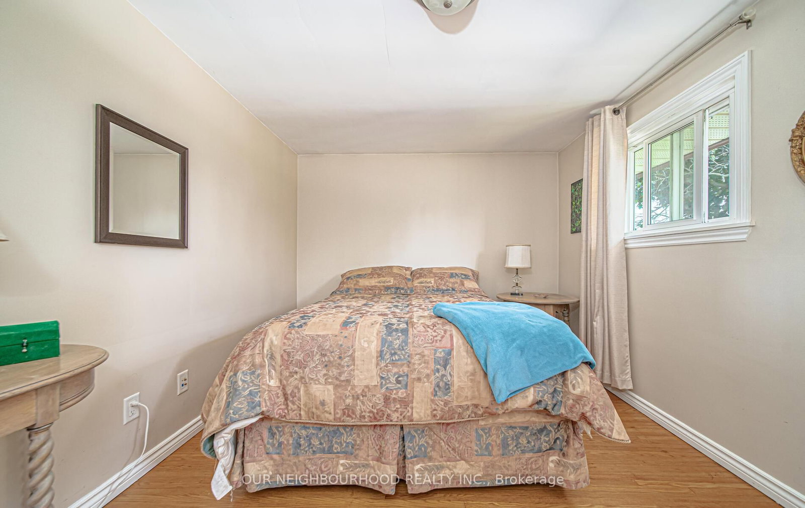 Listing Image 14
