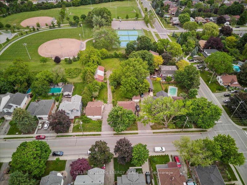 805 Athol St, Whitby, L1N 4A1 | Image 3