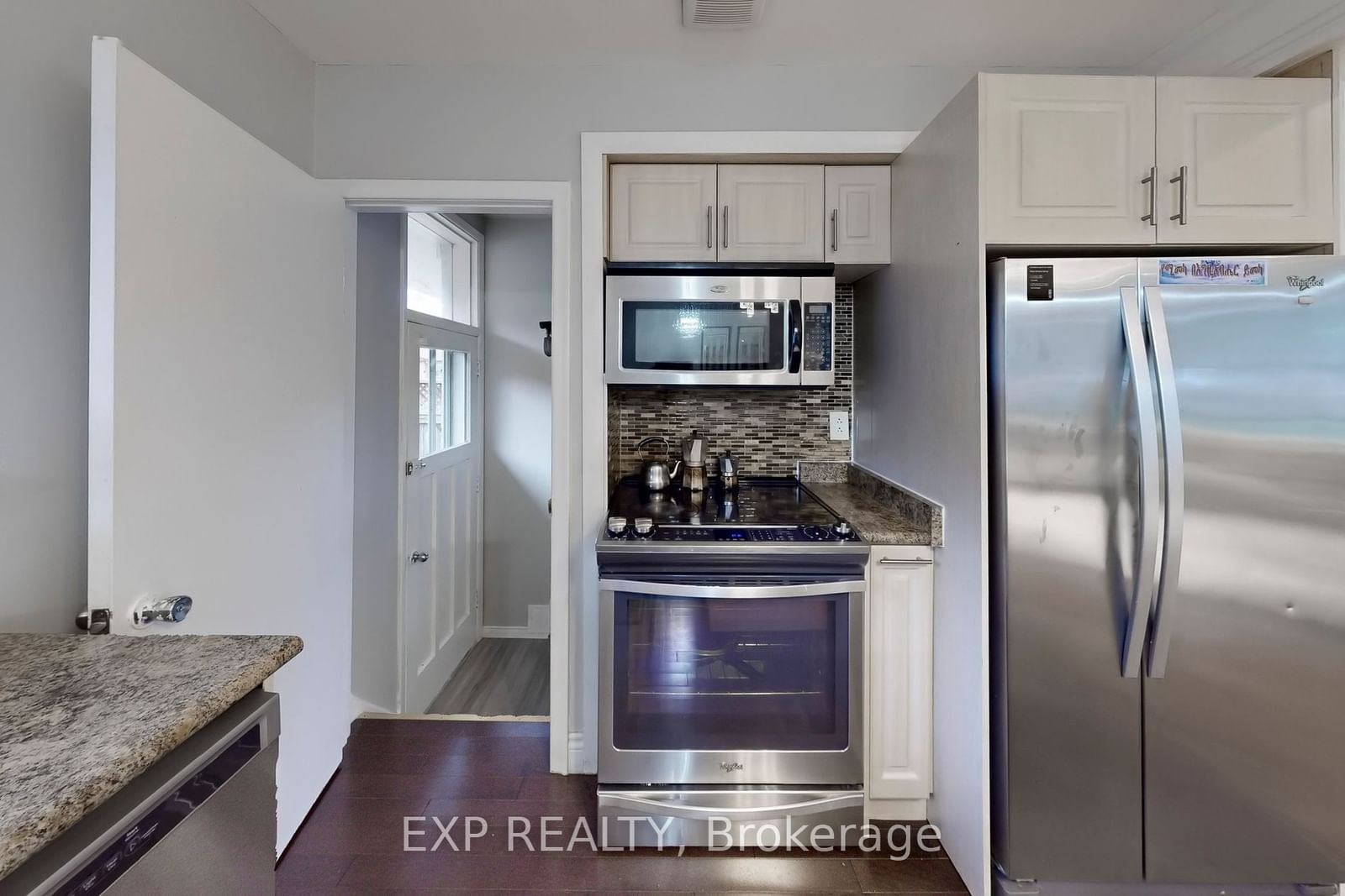 Listing Image 15