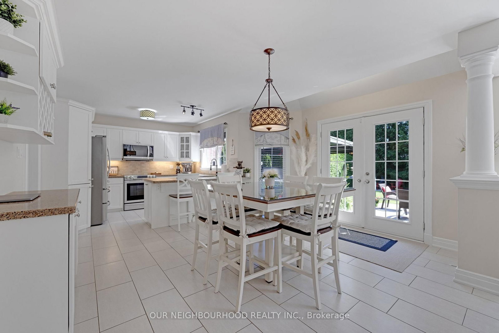 Listing Image 10