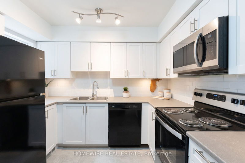 home for lease on B5-240 Ormond Drive