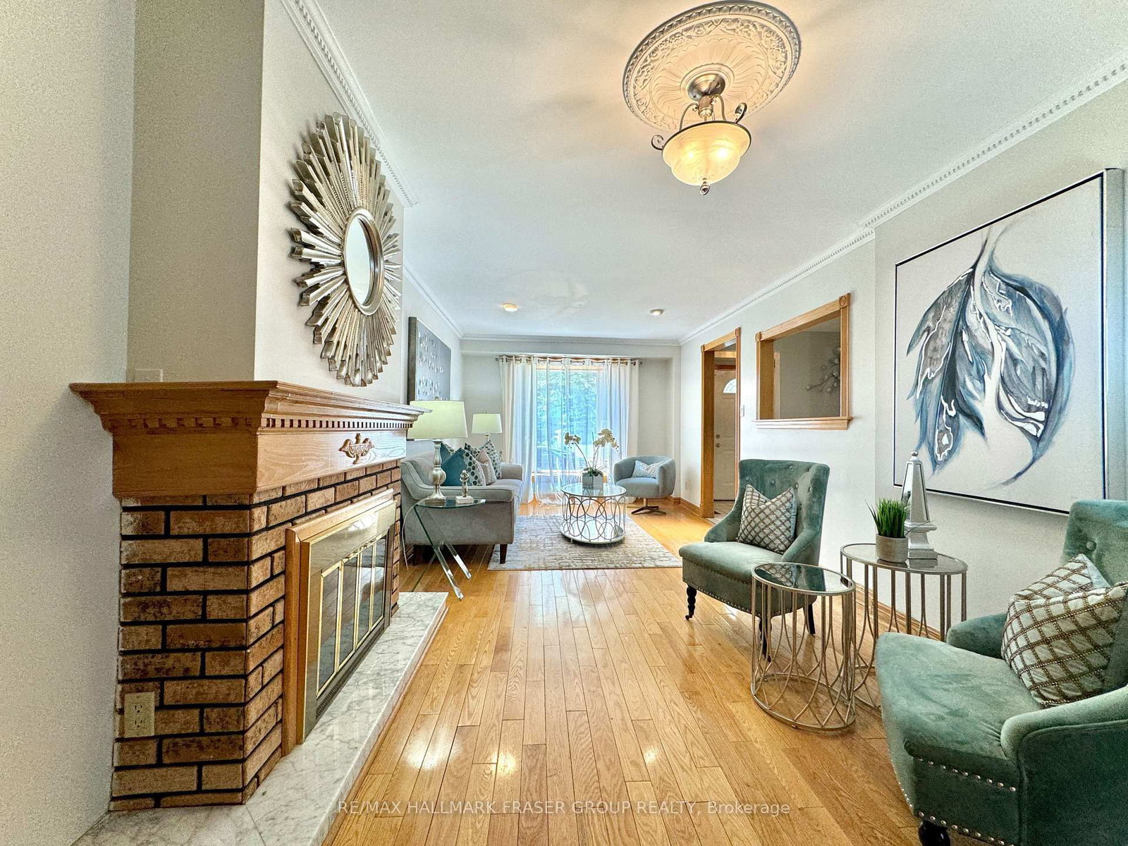 Listing Image 7