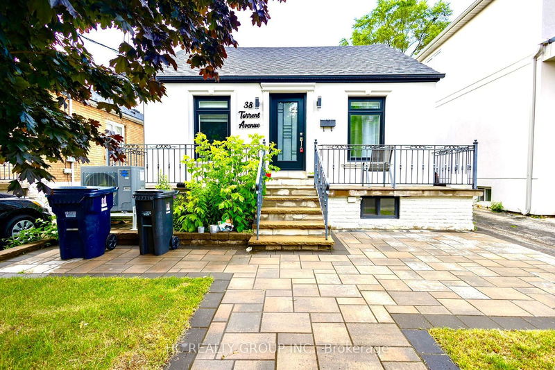 home for lease on Bsmt-38 Torrens Avenue