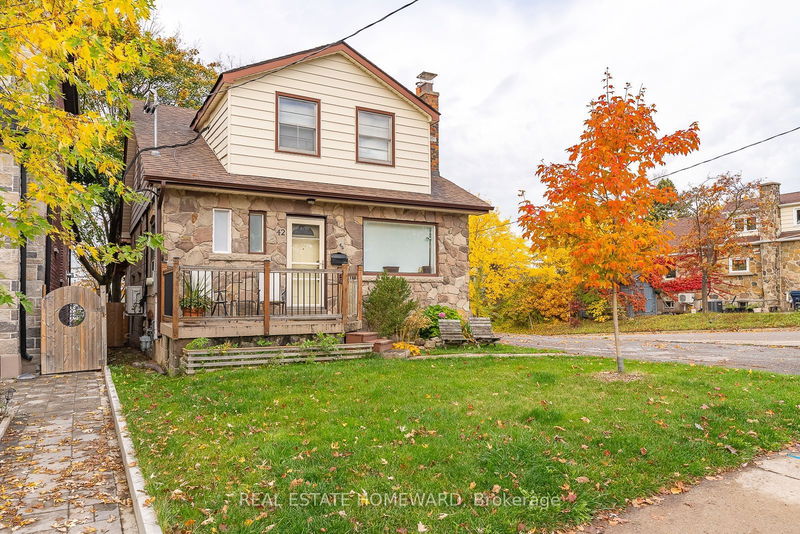 home for lease on 42 Bexhill Avenue