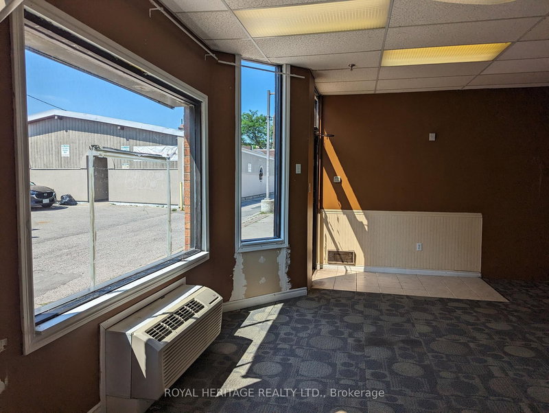 7 - 153 Brock St N, Whitby, L1N 4H3 | Image 3