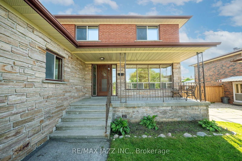 home for sale on 14 Aragon Avenue