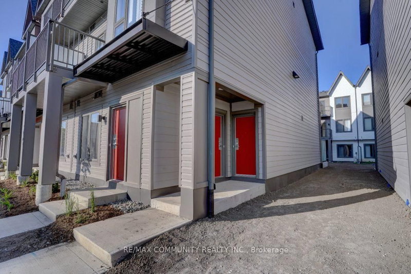 114 - 2635 William Jackson Dr E, Pickering, L1X 0L2 | Image 2