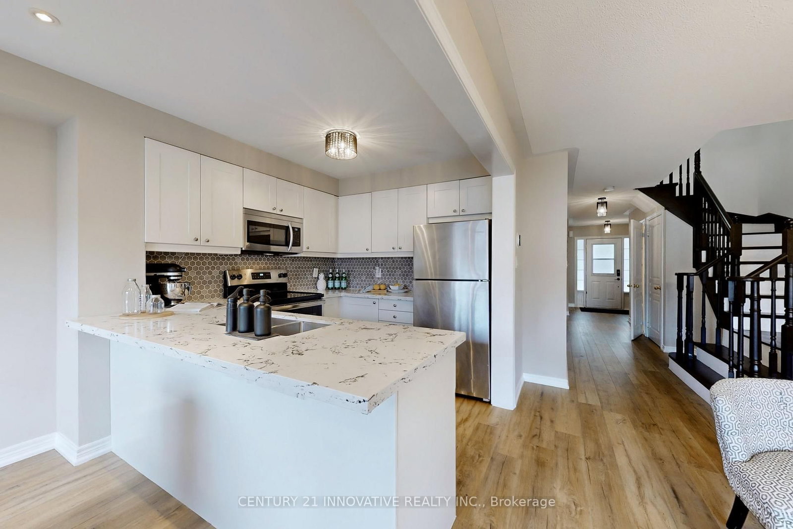 Listing Image 7