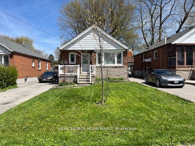 home for lease on 137 Harewood Avenue