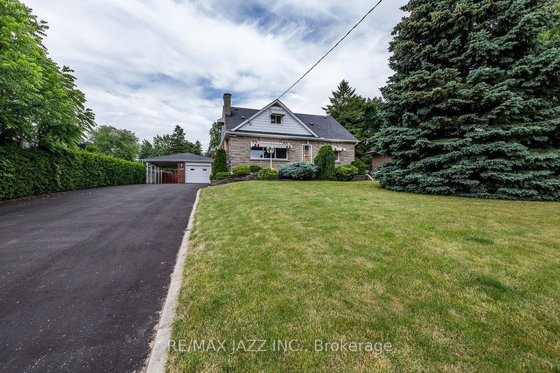 home for sale on 616 Park Road N