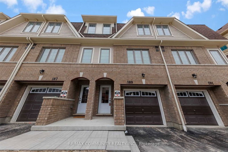 home for lease on 189 Royal Northern Path