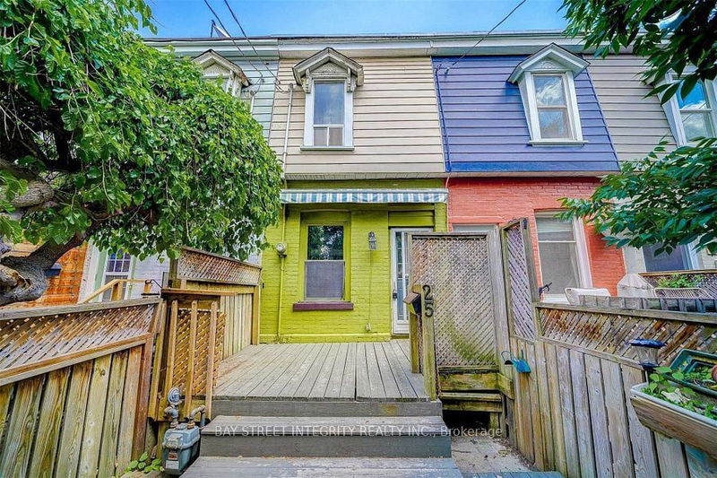 home for lease on 25 Blackburn Street