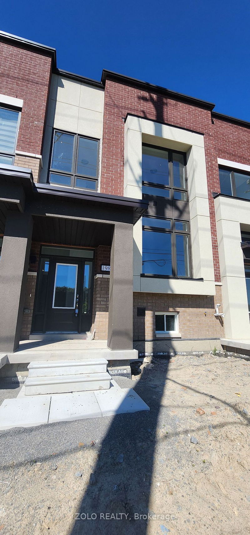 home for lease on 1988 Wilson Road N