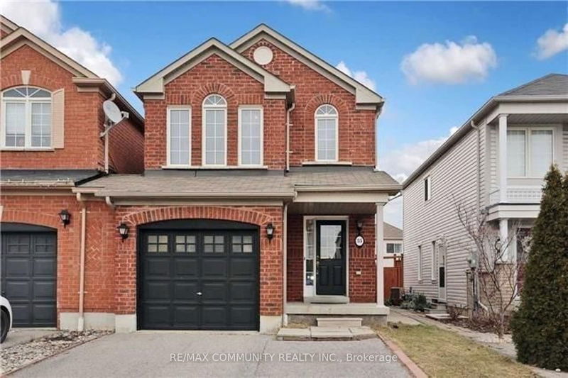 home for lease on 55 Longueuil Place