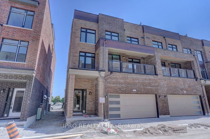 home for lease on 801-1865 Pickering Pkwy