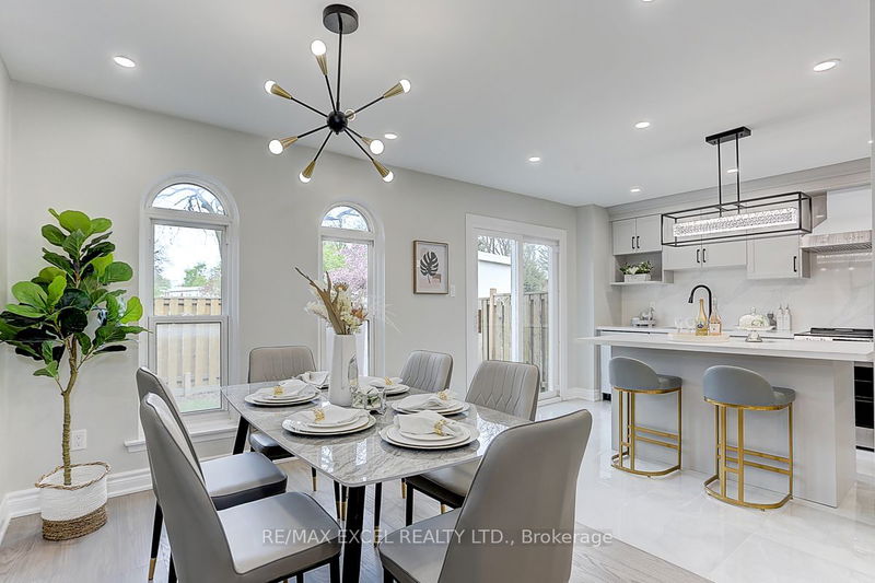 home for sale on 1-2075 Warden Avenue