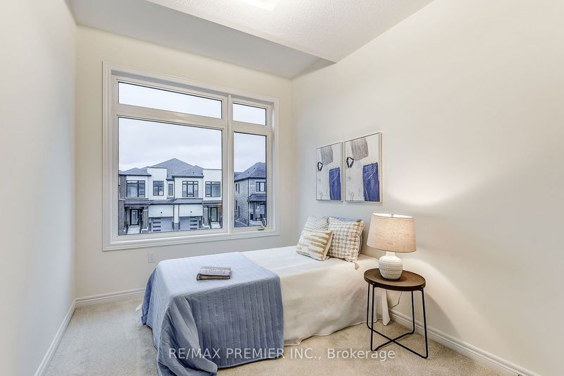 115 Armilia Pl  Whitby, L1P 0P7 | Image 20