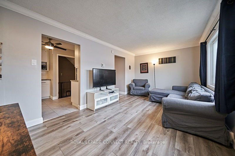 home for lease on 13-1010 Glen Street