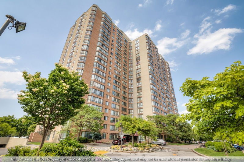 home for sale on 432-25 Bamburgh Circle