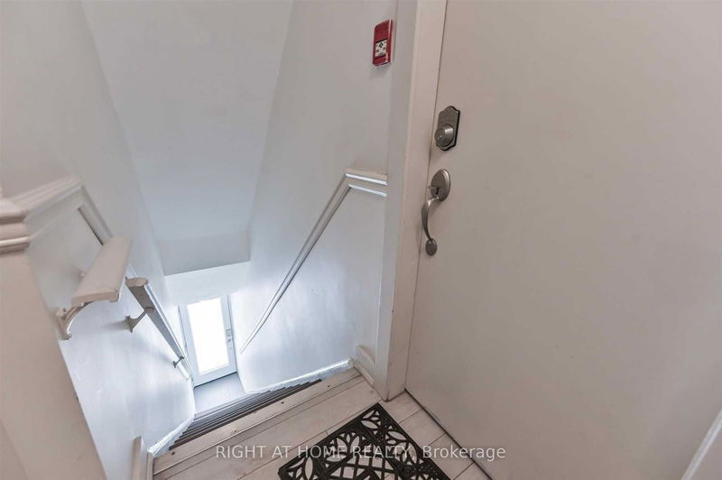 1659 Gerrard St E Toronto, M4L 2A9 | Image 3