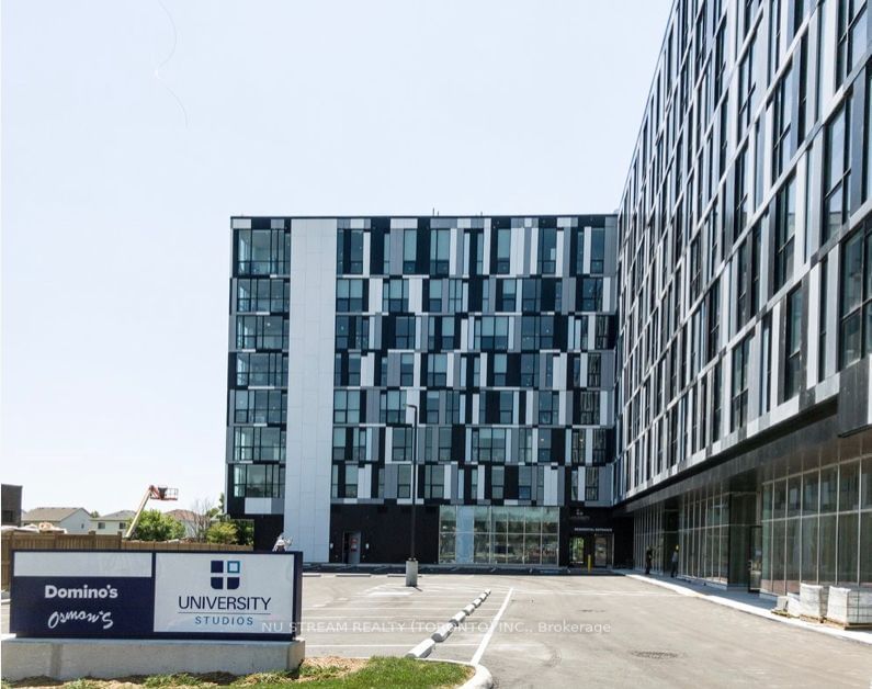home for lease on 335-1900 Simcoe Street N