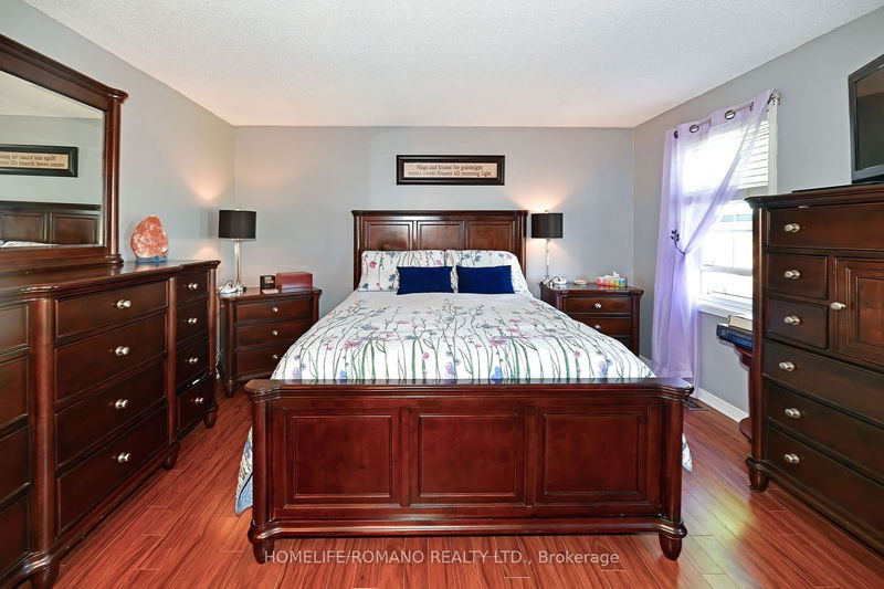 1509 Connery Cres  Oshawa, L1J 8E6 | Image 11